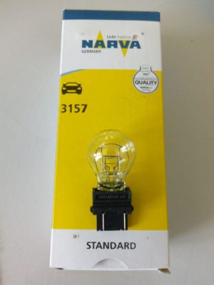 Лампа W27/7W 12v бесцокольная NARVA (белая ; желтая )